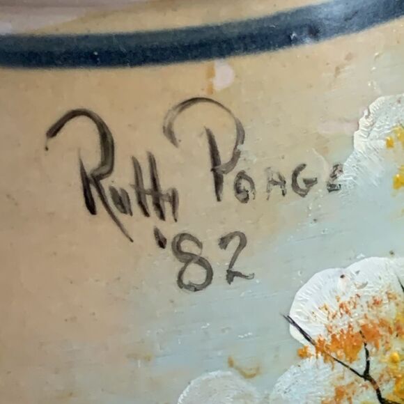 Vintage 1982 Farm Scene Hand Painted Ruth Paoge Pottery Earthenware Vase - Picture 5 of 17